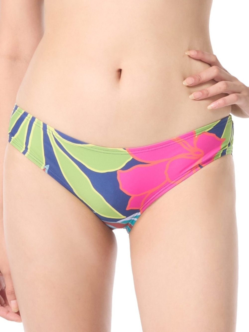 Vince Camuto Shirred Back Bottom